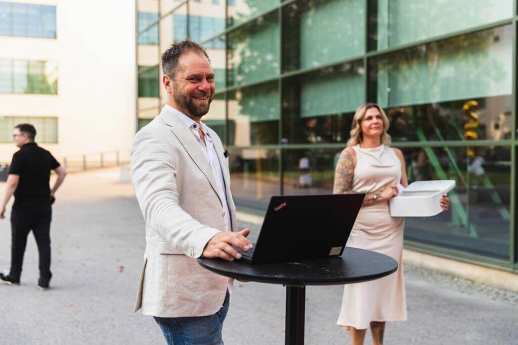 Bilder på förberedelserna innan ett event, företagsevent.