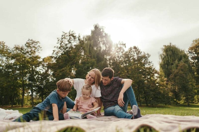 Accessoarer för familjefotografering. Guide för accessoar val för en fotografering med familjen.