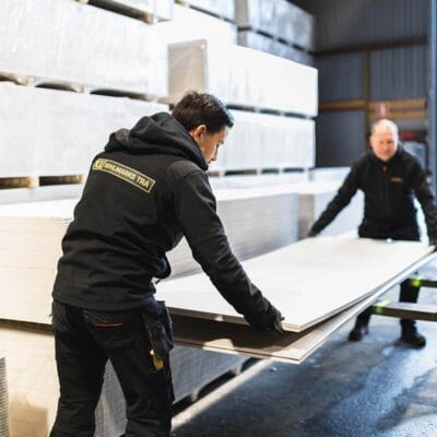 Verksamhetsbilder för företag i Göteborg. Bilder på de anställda i företaget som arbetar.